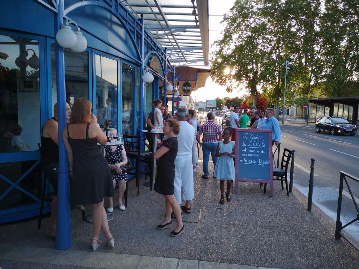 Hotel Bar Brasserie L'Escale Bergerac Exterior photo